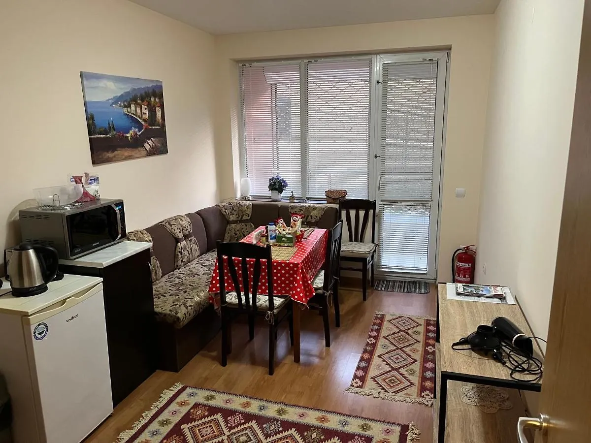 One Bedroom Apartment Near Downtown Sofía